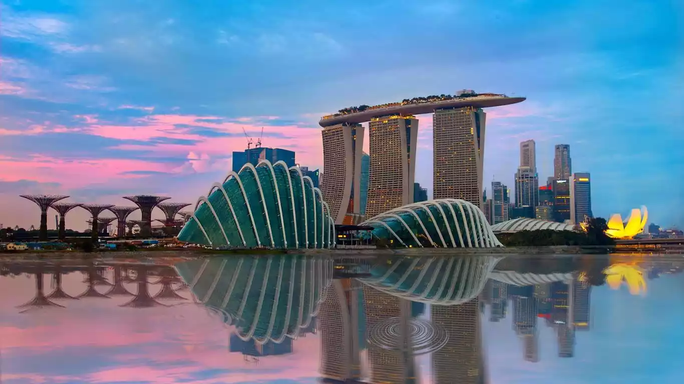 Stunning Cityscapes theme with global skylines and modern cities